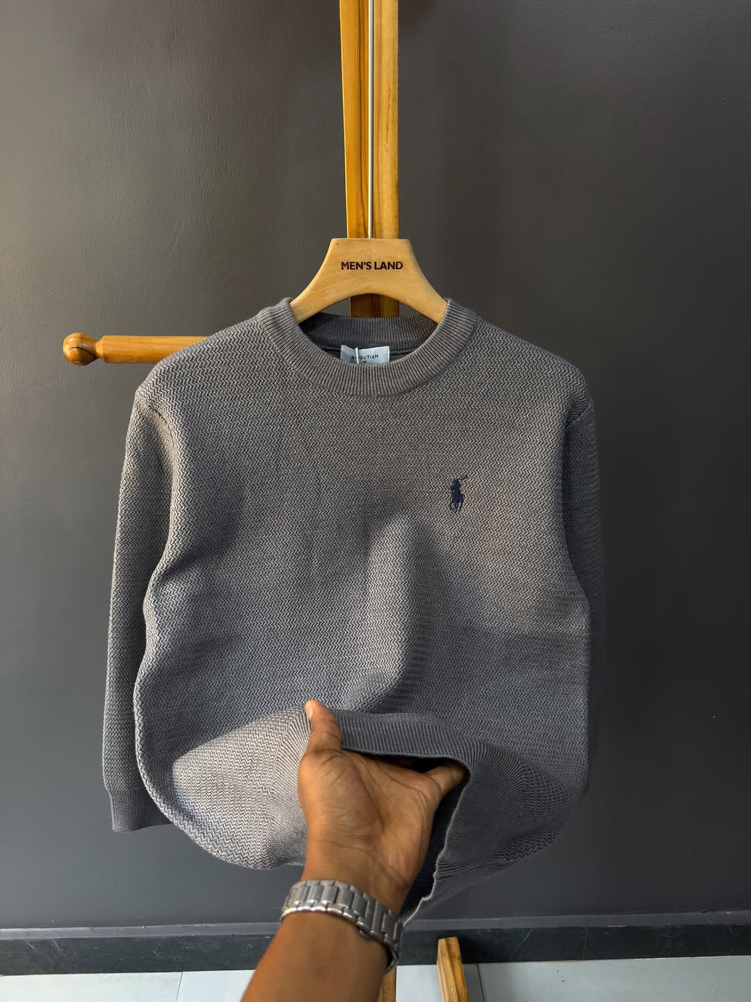 Men’s Round-Neck Cardigan Sweater