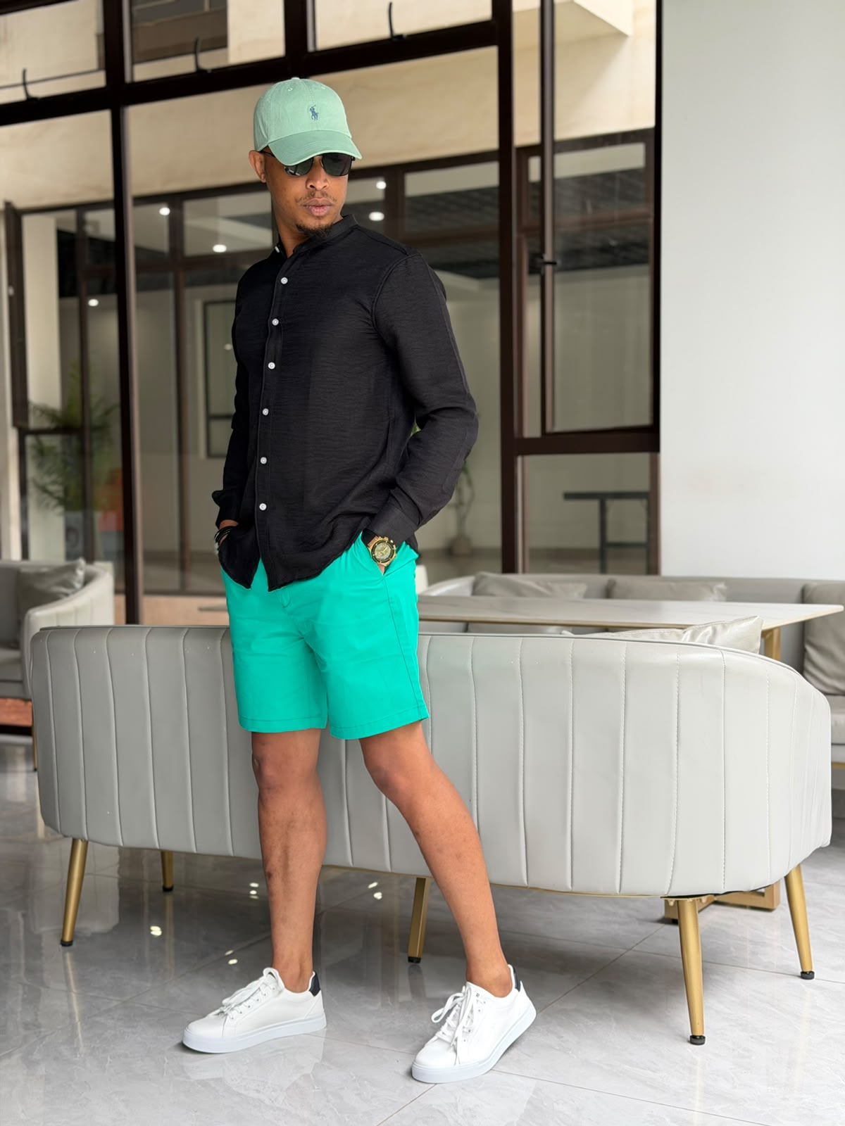 Vibrant turquoise/green tailored shorts