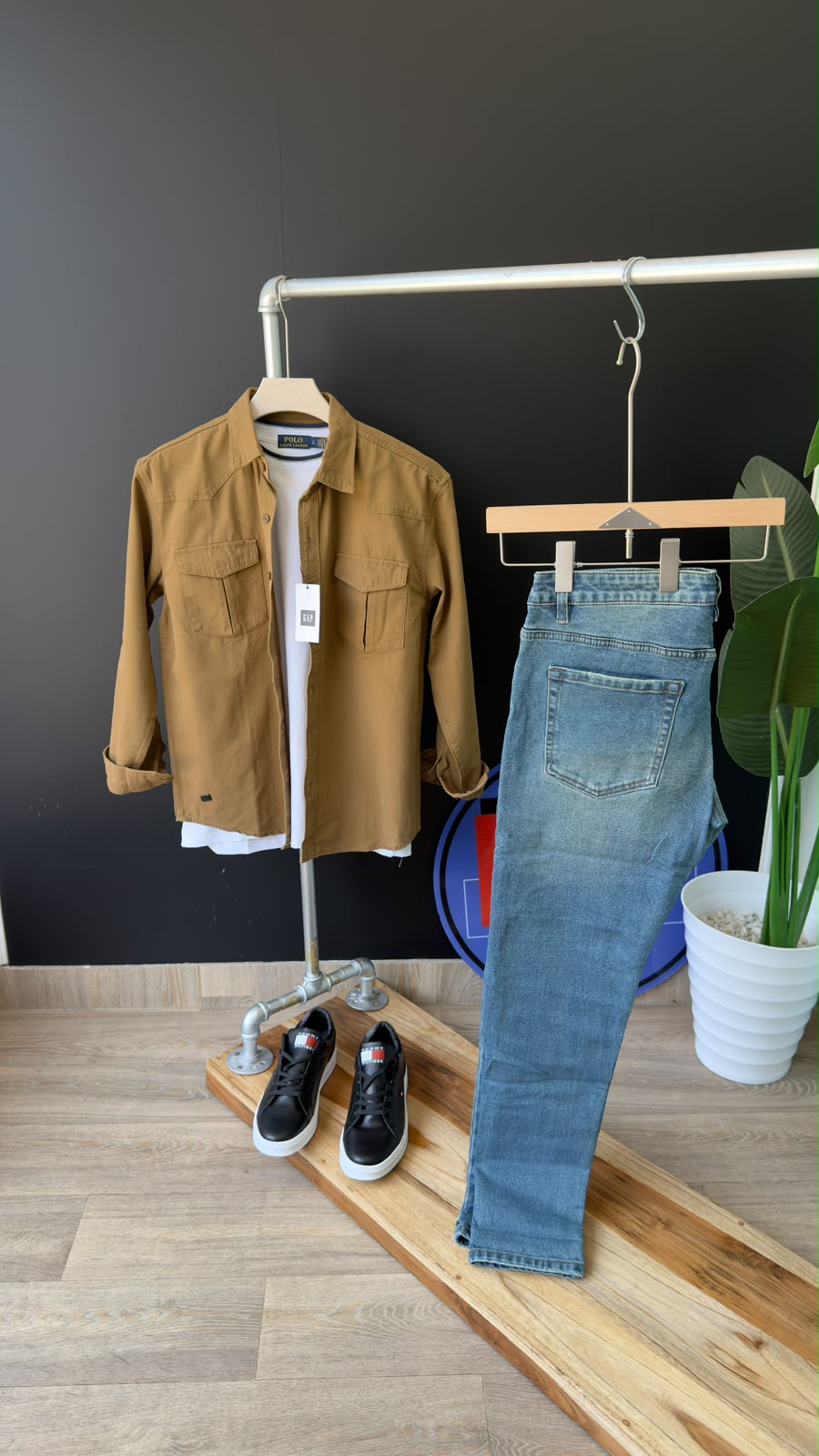 Men’s Cargo Long-Sleeve Shirt